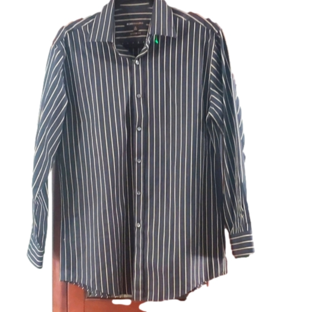 Bcbg MAXAZRIA MODERN FIT DRESS SHIRT MEDIUM 15 1/2 32/33